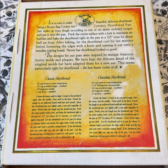 NIB 2007 Brown Bag Cookie Art Ceramic Shortbread Pan - Picture 5 of 5